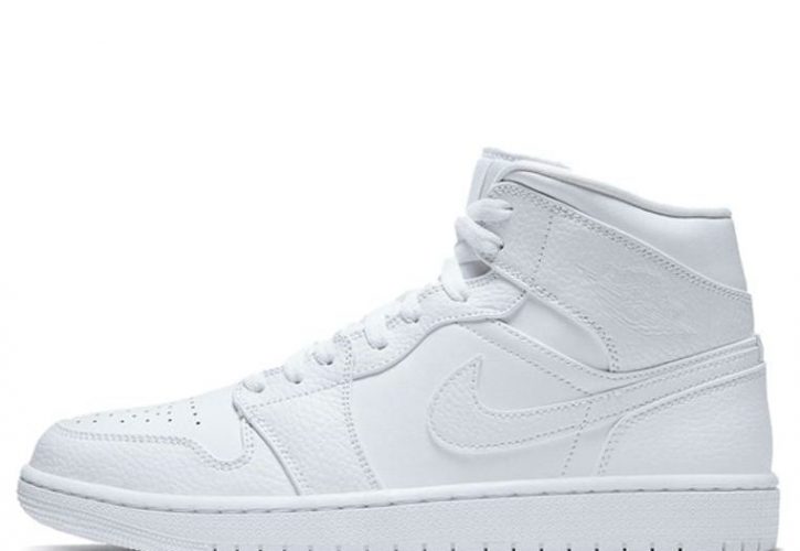 Air Jordan 1 Mid Triple White Takes Center Stage at New York Fashion Week