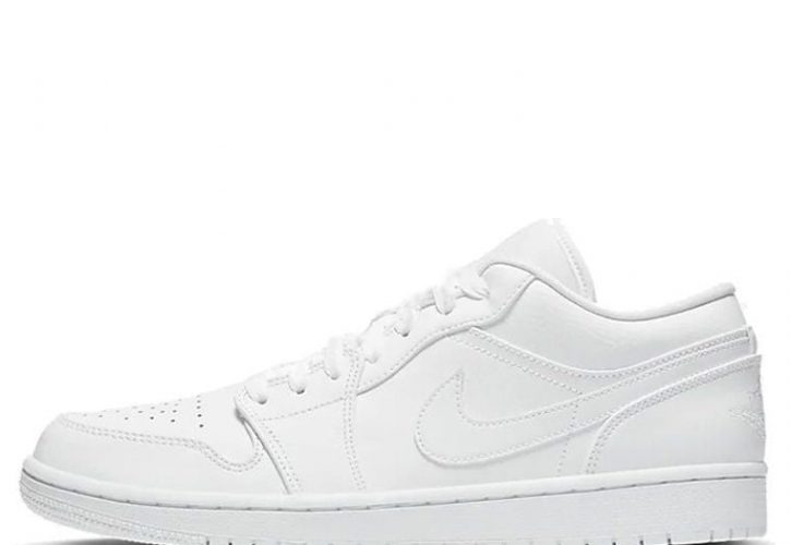 Air Jordan 1 Low Triple White Takes Center Stage at Fashion Event in Paris