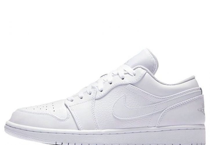 Air Jordan 1 Low White Fashion Statement Takes Center Stage at Paris Fashion Week
